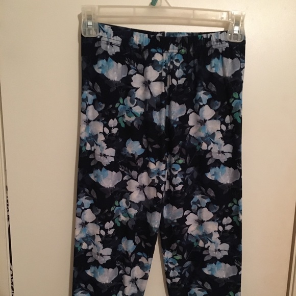 Floral print capris - Picture 1 of 1